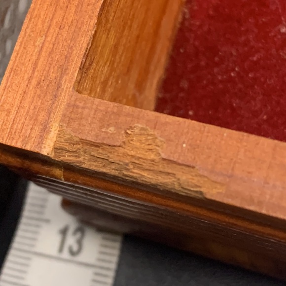 VNTG Cedar Wood Holy Bible Box - Picture 10 of 11